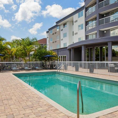 Courtyard Tampa Oldsmar Hotel Exterior foto