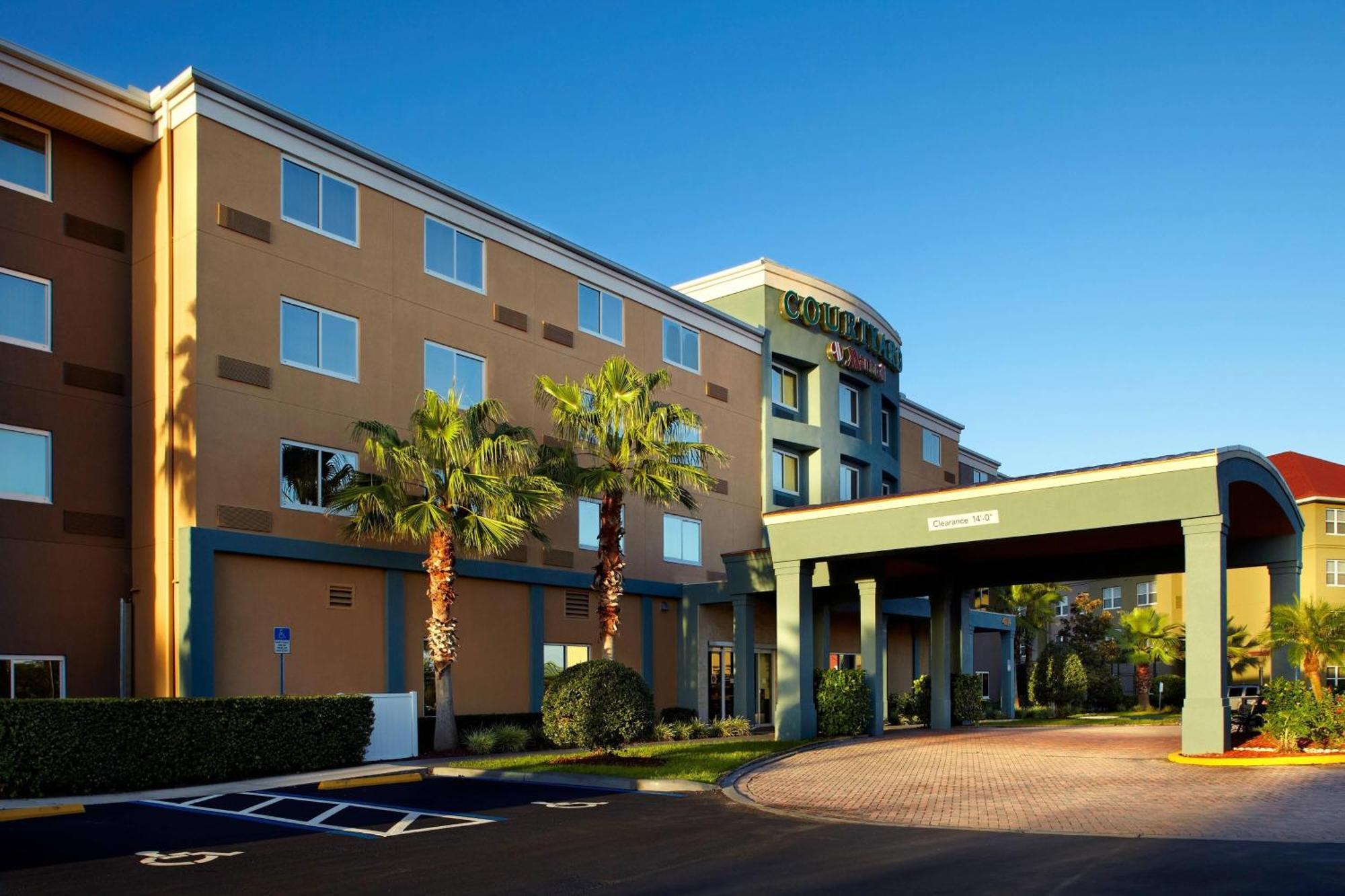 Courtyard Tampa Oldsmar Hotel Exterior foto