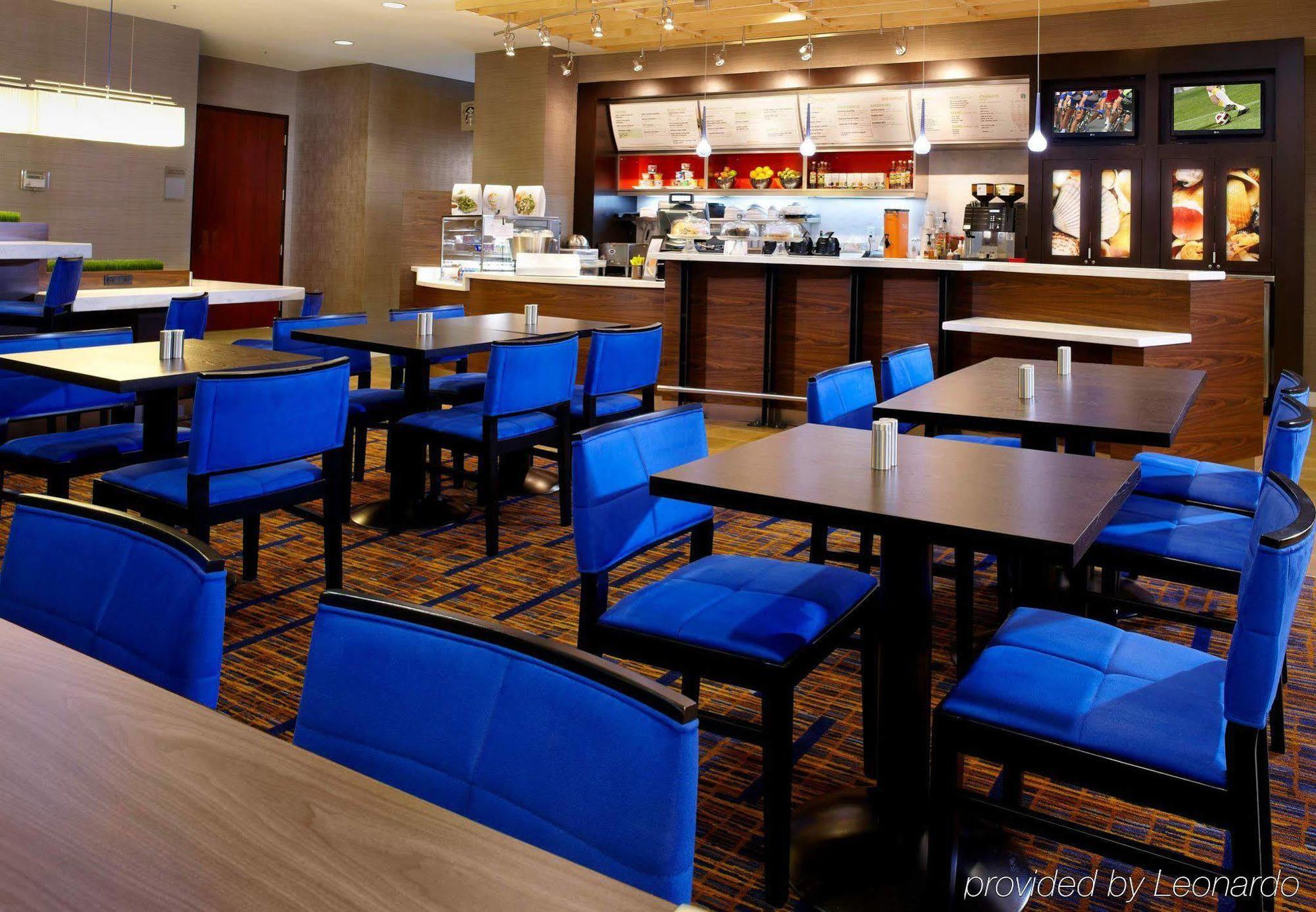 Courtyard Tampa Oldsmar Hotel Exterior foto